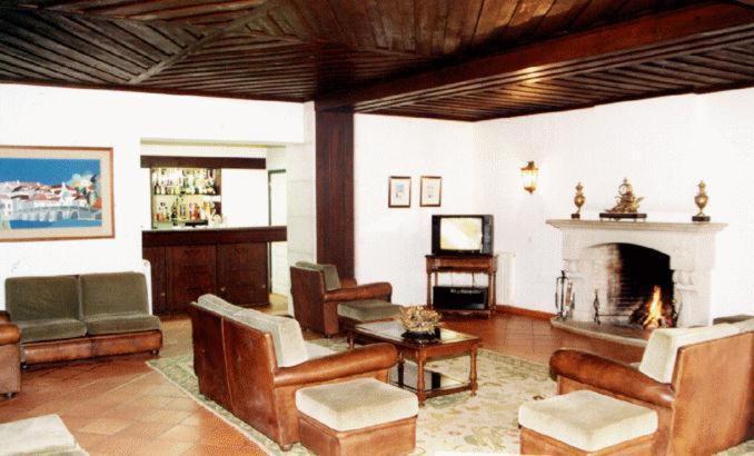 Estalagem Santa Iria Hotel Tomar Buitenkant foto